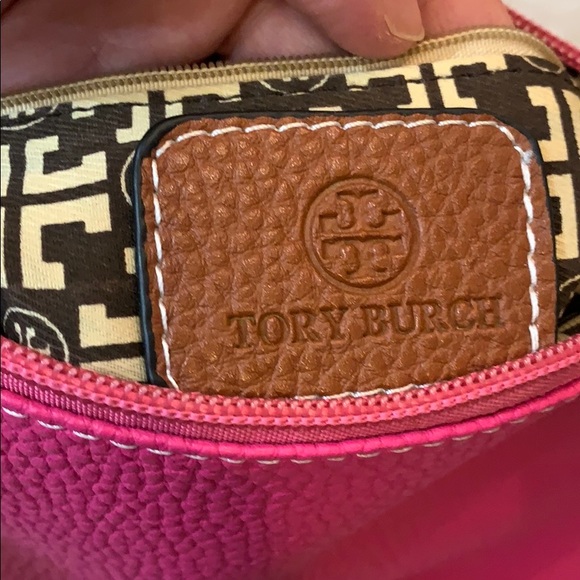 Tory Burch Handbags - Tory Burch side purse 👛